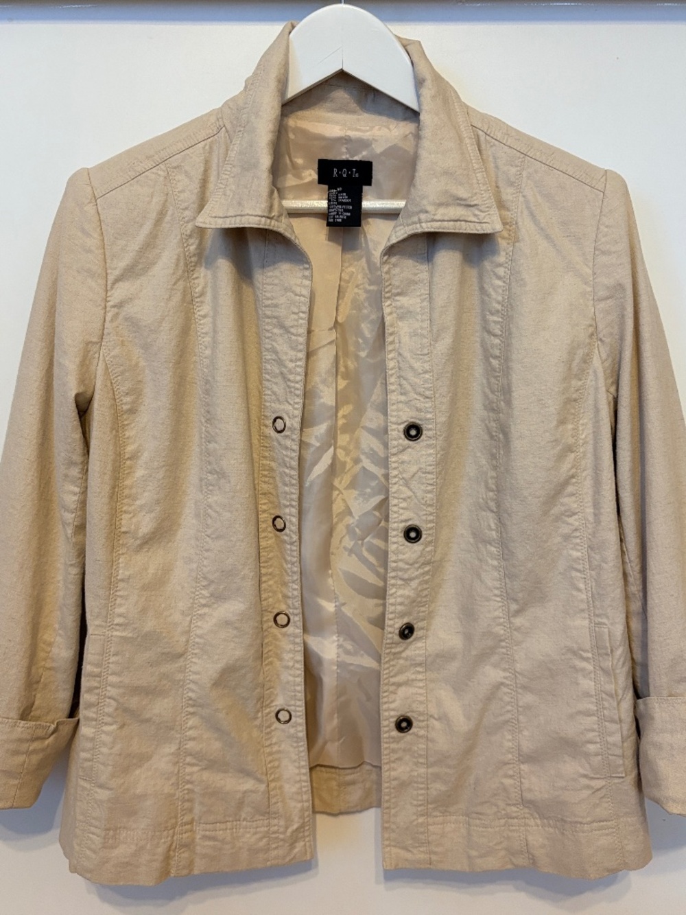 R.Q.T. button-up jacket. 55% Linen, 45% Rayon.